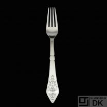 Georg Jensen. Silver Dinner Fork 012 - Fuchsia / Klokke #2.