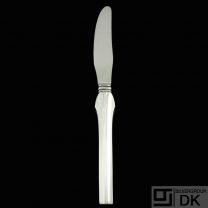 Georg Jensen. Sterling Silver Dinner Knife (L/H) 014 - Agave / Elsinore #59.