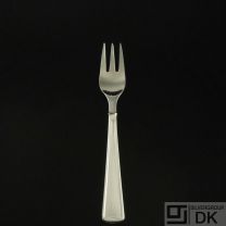 Georg Jensen. Sterling Silver Child's fork 082 -  Koppel #101.