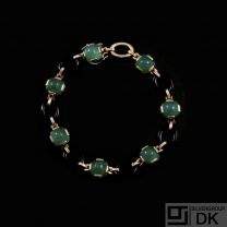 14k Gold Bracelet with Green & Black Agate.