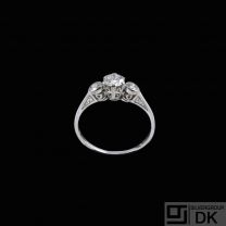 14k White Gold Ring with Diamonds. 0.60ct.