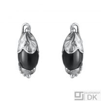 Georg Jensen. Sterling Silver Ear Clips of the Year with Onyx - Heritage 2024