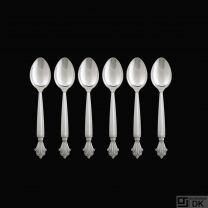 Georg Jensen. Set of six Silver Coffee / Tea Spoons 033 - Acanthus / Dronning.