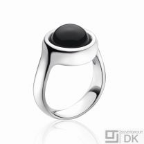 Georg Jensen. Sterling Silver Ring with Black Agate #473 - Sphere