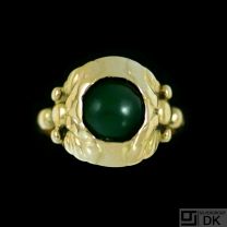 Georg Jensen. 14k Gold Ring with Green Agate #111. 1915-1930 Hallmarks