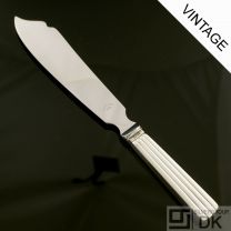 Georg Jensen Silver Cake Knife, Old Style Blade - Bernadotte - VINTAGE