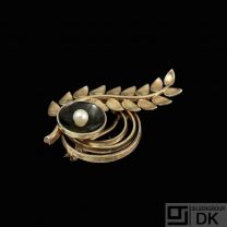 A. Michelsen. Gold Plated Sterling Silver Brooch with Pearl and enamel.