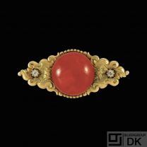 A.N. Dragsted - Copenhagen. 14k Gold Brooch with Coral and Diamonds.
