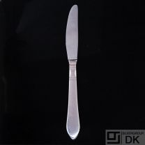 Georg Jensen. Silver Dinner Knife, Long Handle, Serrated. 017 - Continental / Antik