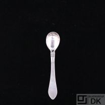 Georg Jensen. Silver Salt Spoon, L 104 - Continental / Antik