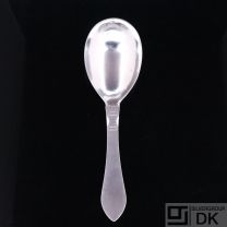 Georg Jensen. Silver Serving Spoon, Medium. 113 - Continental / Antik