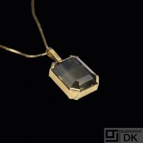 Danish 18k Gold Pendant with faceted Smoke Quartz.