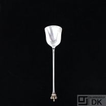 Sterling Silver Sugar Shovel. Danish Crown / Dansk Krone.