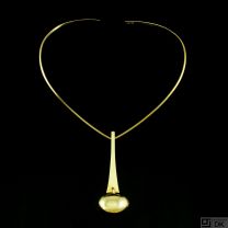 Ole Lynggaard. 14k Gold Neckring with Pendant. 1960s