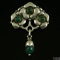 Danish Art Nouveau Silver Brooch with Green Agate - Grann & Laglye 