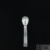 Evald Nielsen. No. 33. Silver Salt Spoon, Curved.