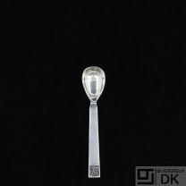 Evald Nielsen. No. 33. Silver Salt Spoon.