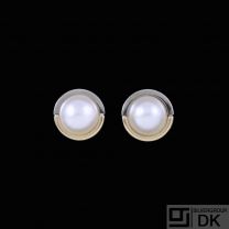 Erling Boye Rasmussen. 14k White & Yellow Gold Ear Clips with Pearl.
