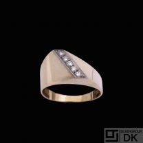 Erling Boye Rasmussen. 14k Gold Ring with Diamonds.