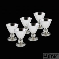 Evald Nielsen 1879-1958. Set of six Art nouveau Sterling Silver Cups.