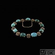 F. Hingelberg. 14k Gold Bracelet with Cabochon Turquoise.