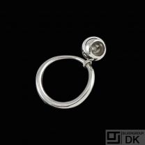Georg Jensen. 18k White Gold Dangle Ring with 0.07ct. diamond - Cave.