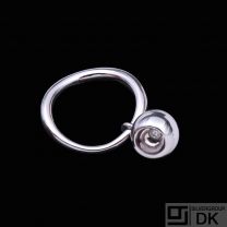 Georg Jensen. 18k White Gold Dangle Ring with 0.07ct. diamond - Cave - 55mm.