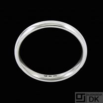 Georg Jensen. Sterling Silver Bangle #A52A - Andreas Mikkelsen - Round