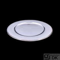 Georg Jensen. Sterling Silver Luncheon Charger Plate #600E - Pyramid / Pyramide.