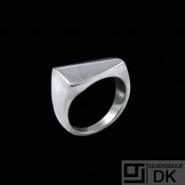 Georg Jensen. Sterling Silver Ring #141 - Plaza - Henning Koppel. Size 59mm
