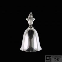 Georg Jensen. Sterling Silver Table Bell #260 - Acanthus / Dronning.