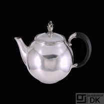 Georg Jensen. Sterling Silver Tea Pot #456B - Harald Nielsen