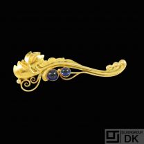 Georg Jensen. Art Nouveau 18k Gold Brooch with Synthetic Sapphires #36. 1933-1944.