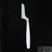 Svend Weihrauch - F. Hingelberg. Silver Cheese Knife. No. 18.