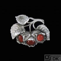 H.N. Hviid & Co. Danish Art nouveau Silver Brooch with Carnelian.