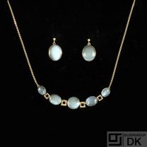 Hermann Siersbøl. 14k Gold Necklace and Earrings with Moonstones.