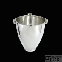 Karl Gustav Hansen. Sterling Silver Vase #597 - Limited no. 28/100. Anno 1988