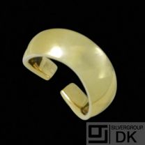 Palle Bisgaard - Denmark. 18k Gold Ring #7. 1960s