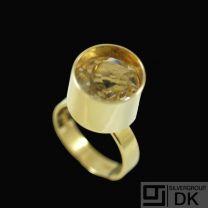 Jørgen Larsen - Copenhagen. 14k Gold Ring with Rock Crystal. 1960s