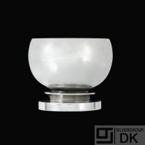 Georg Jensen. Sterling Silver Pyramid Egg Cup #585 - Harald Nielsen.