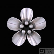 N.E. From. Sterling Silver Flower Brooch - 1960s