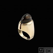 Ole Lynggaard. 14k Gold Ring with Smoky Quartz.