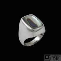 Palle Bisgaard - Denmark. Sterling Silver Ring with Abelone #4. 1960s