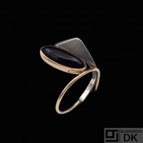 Petur Tryggvi Hjalmarsson. Sterling Silver &14k Gold Ring with Onyx.