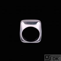 SIK - Denmark. Modern Sterling Silver Ring.