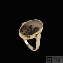 Sven Haugaard - Denmark. 14k Gold Ring with Dendritic Agate.