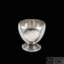 Svend Weihrauch - F. Hingelberg. Art Deco Sterling Silver Egg Cup.