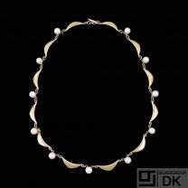 Volmer Bahner. 14k Gold Necklace with Pearls - 1960s.