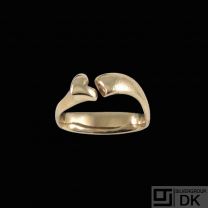 Walther Bilde - Denmark. Modern 14k Gold Ring.
