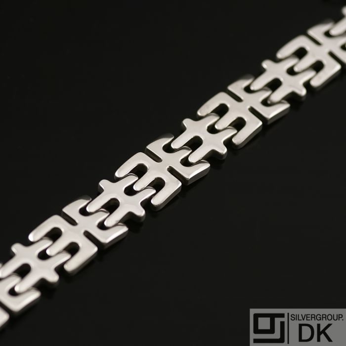 Georg Jensen Wonderful Sterling Silver Link Bracelet, Pattern Number 176  Designed By Annette Howdle #175241 | Black Rock Galleries
